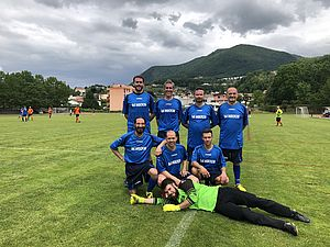 Das Team Mikron Agno vor seinem Einsatz